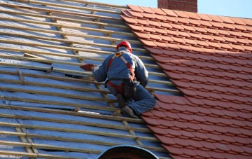 roof tiles Ducklington, Oxfordshire